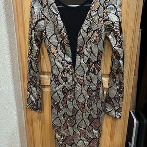 Sequin Long Sleeve Dress - Gold and Black